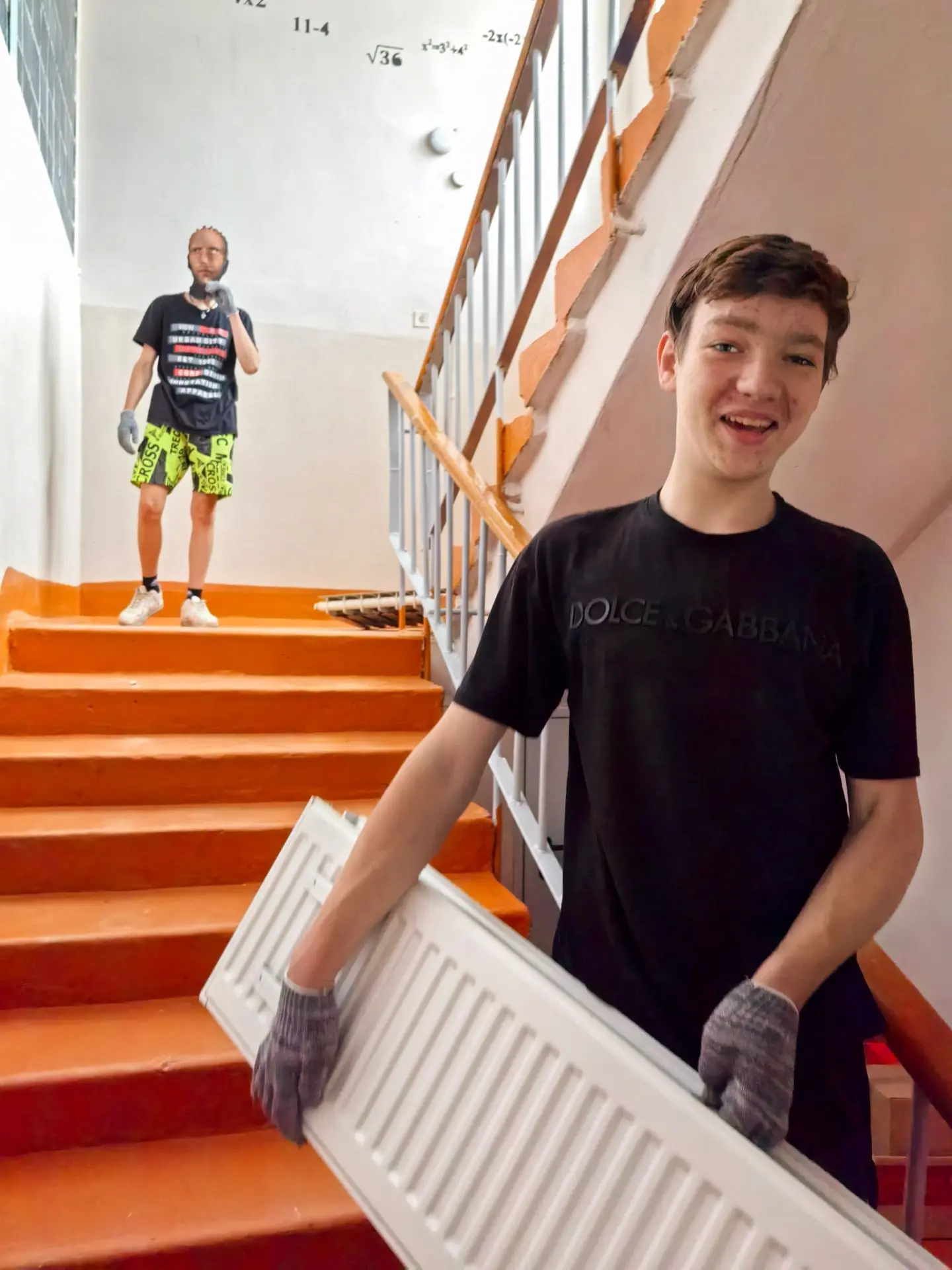 Ученики трудятся на благо школы 💪
