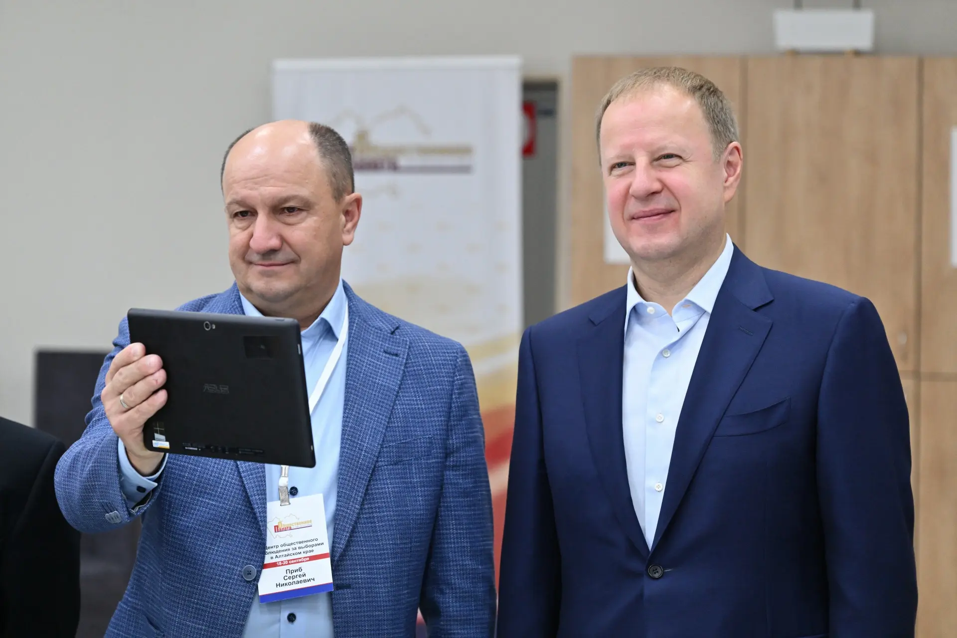 Изображение 1 к публикации «Виктор Томенко»