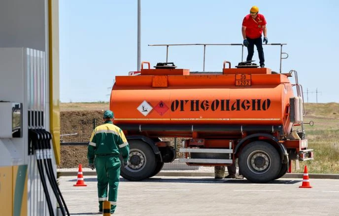 Правительство разрешило учитывать поставки топлива на АЗС в нормативе биржевых продаж