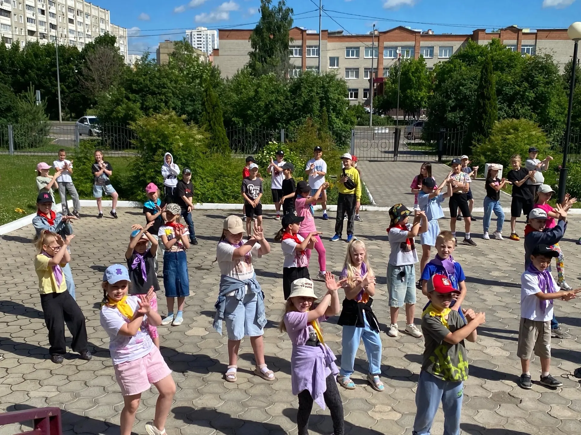 ☀️12-й день в пришкольном лагере «Сурские Орлята: под знаком Единства»☀️
 
День начался с торжествен