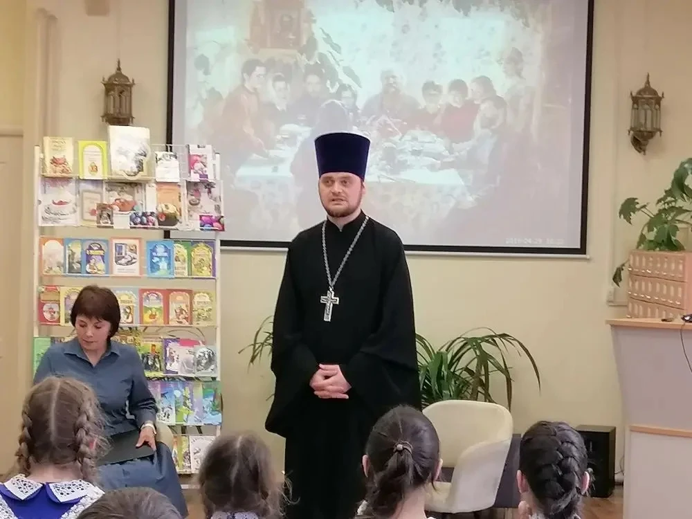 🌟 ПРАЗДНИК ПРАЗДНИКОВ: ЗНАКОМИМСЯ С ТРАДИЦИЯМИ ПАСХИ  🙏 В преддверии светлого праздника Пасхи, в рам