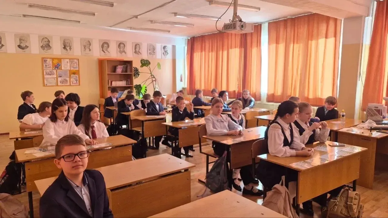 📌17 февраля в 5б классе нашей школы прошел мастер- класс по финансовой грамотности. Ребята учились р