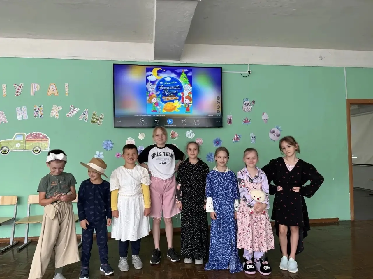 В лагере «Солнышко» прошла самая уютная вечеринка этого лета! 🥳
Мы отложили дела, надели самые мягк