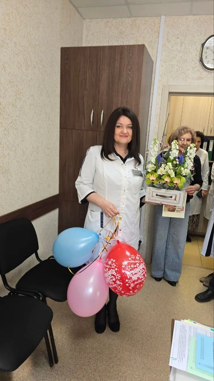Администрация, профсоюзный комитет ГУЗ СГПНД поздравили зам. главного врача по КЭР Н. В...