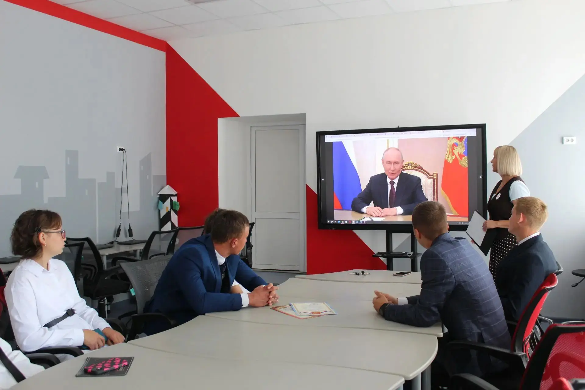 «Разговоры о важном» в нашей школе! 🗣️📚
