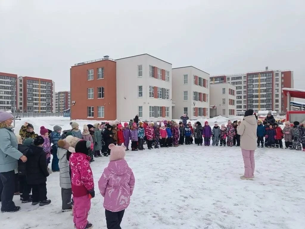 Фестиваль зимних видов спорта с большим успехом прошёл в нашем детском саду. ❄️  В этот день террито