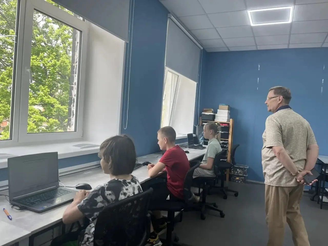 Поздравляем участников детско - юношеских соревнований «Безопасное колесо 2026»! • Евгений Серов — з