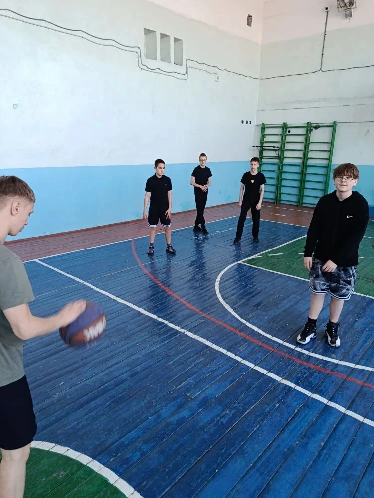 Дайджест: на спорте! Спорт и здоровье неразделимы!   📍Учителями физической культуры Даниловым К. Б. 