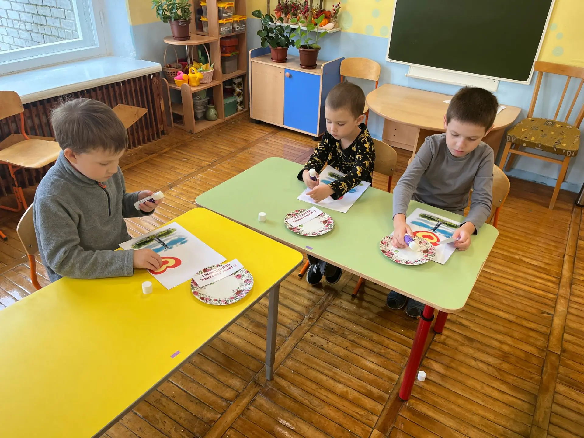 В преддверии Дня города для воспитанников подготовительной группы «Пчелки» в нашем детс...