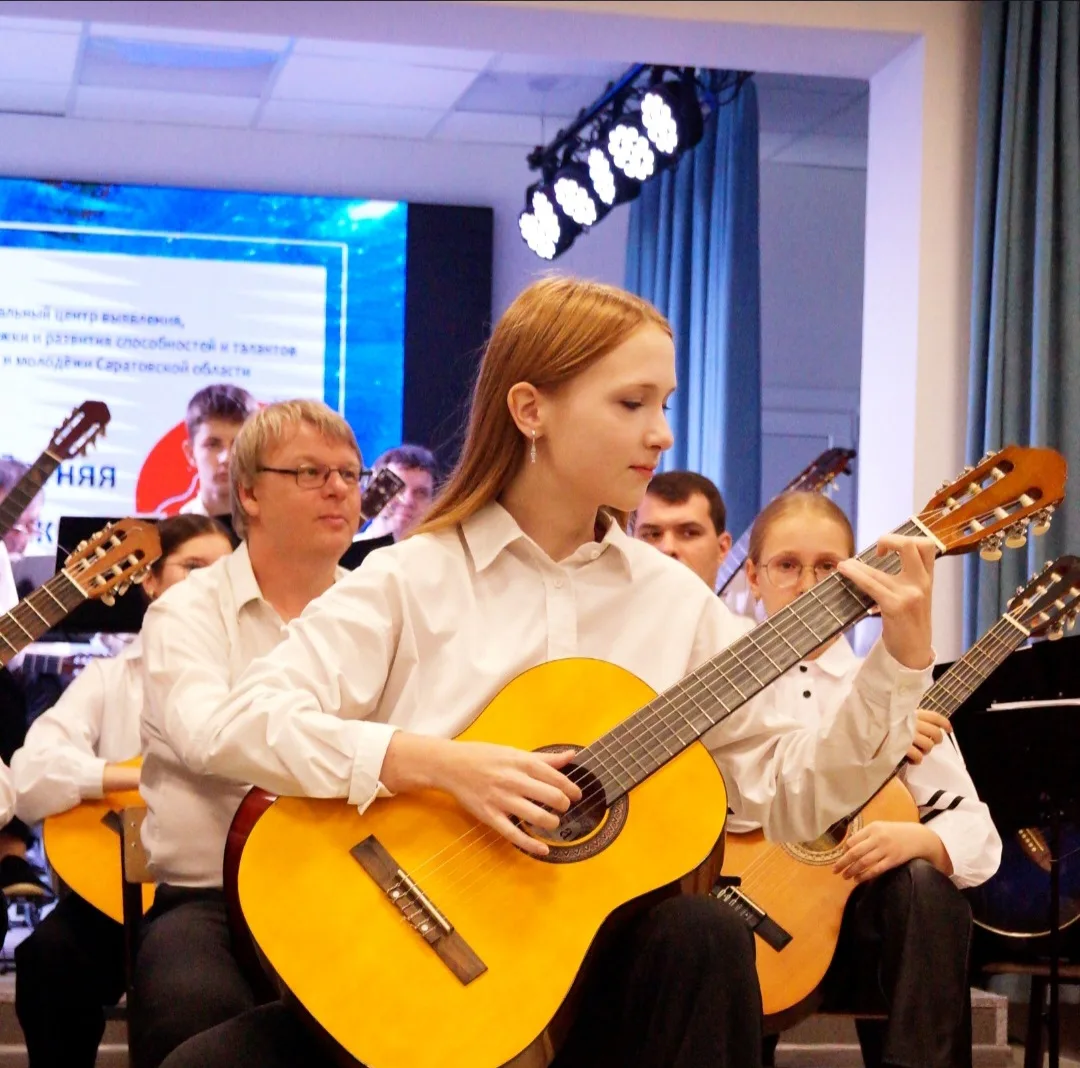 🎼Юные музыканты и преподаватели детских музыкальных школ и школ искусств Саратова прин...
