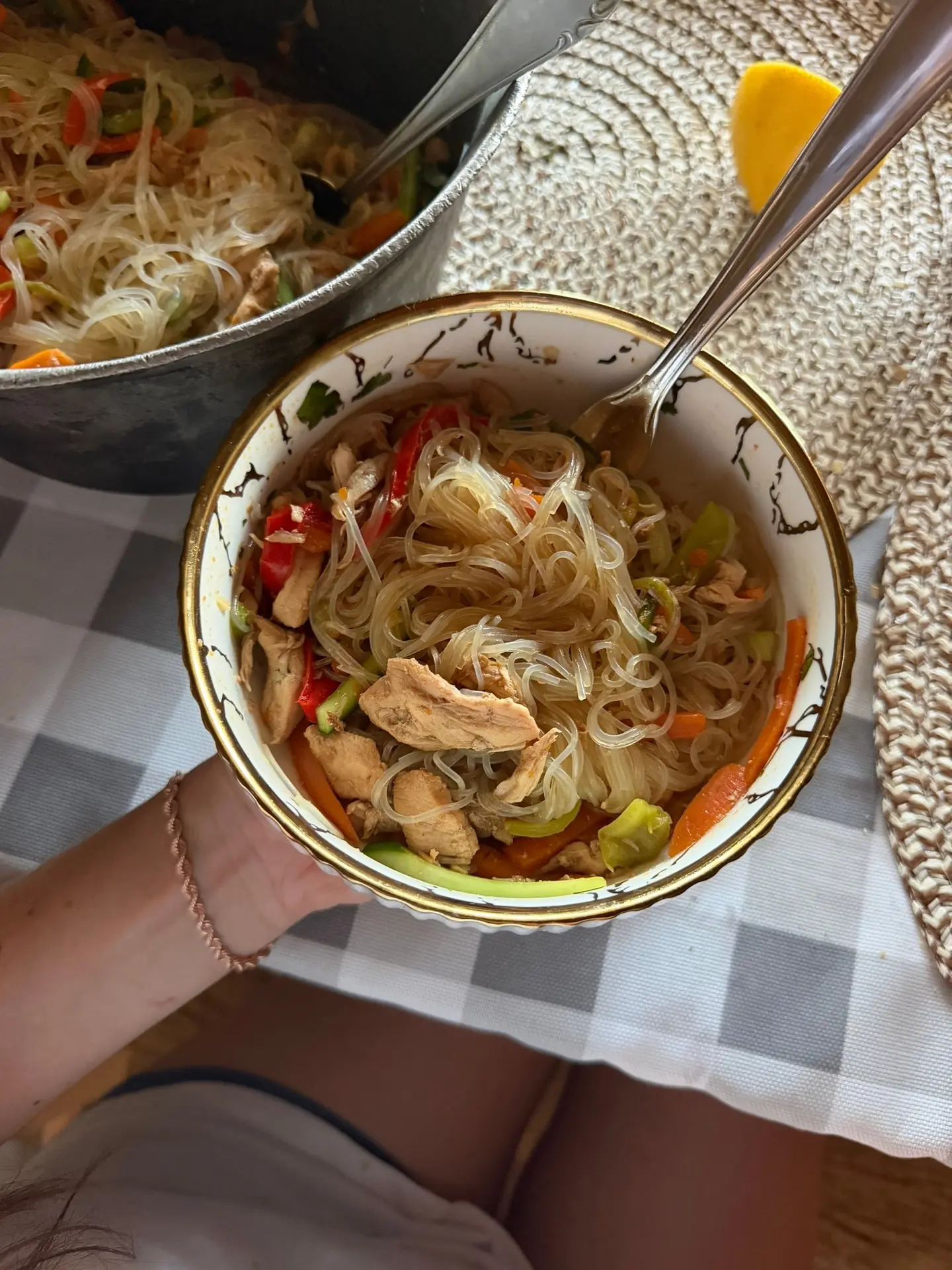 Фунчоза - полезное, быстрое и вкусное блюдо. Сезонное!