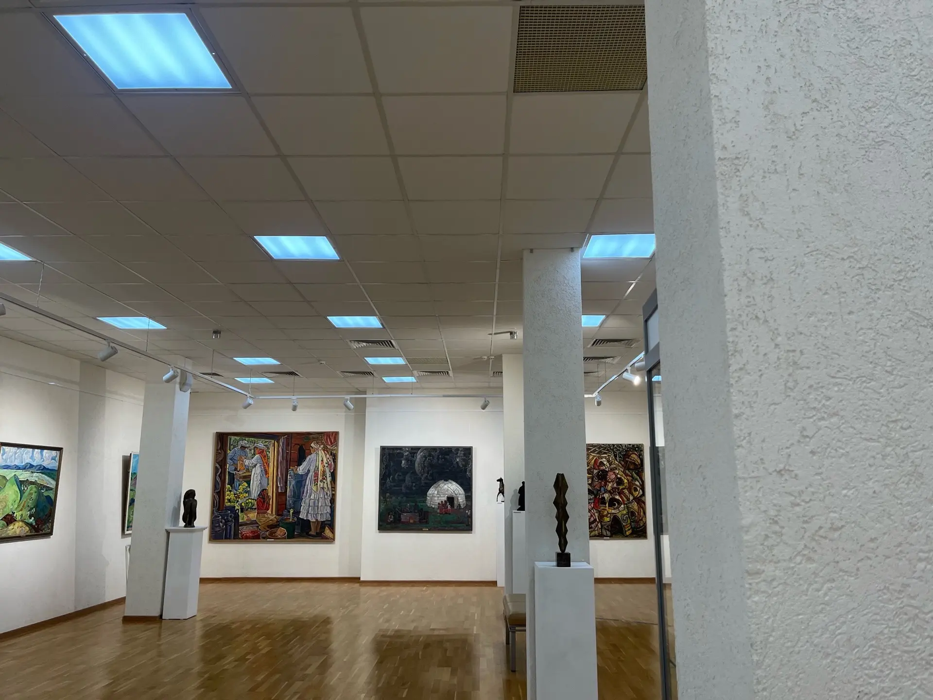 Март — месяц великих юбилеев! 🎨✨  В этом году мы отмечаем круглые даты со дня рождения мастеров, чьи