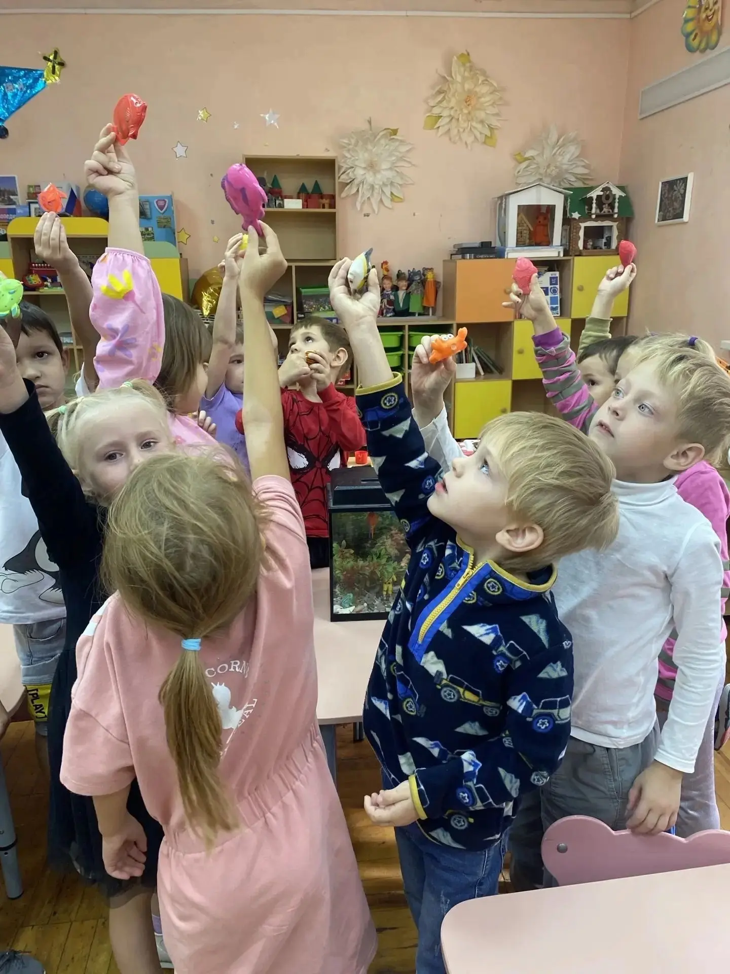 🌟 "Жители аквариума" - невероятно увлекательное занятие в группе 🐝"Пчелки"!