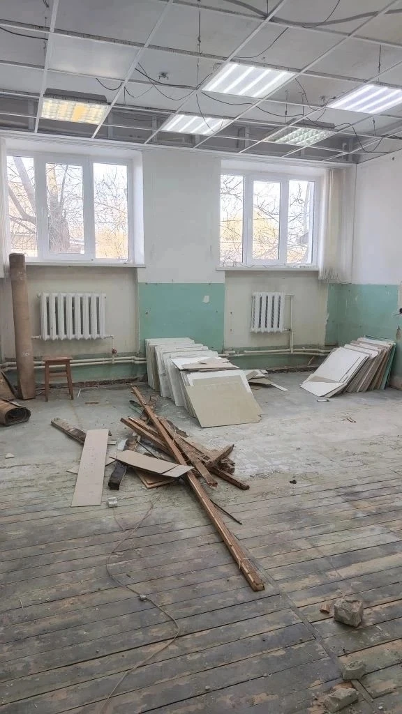 Детскую художественную школу начали ремонтировать в Минераловодском округе🎨 ⁣ В планах обновление фа