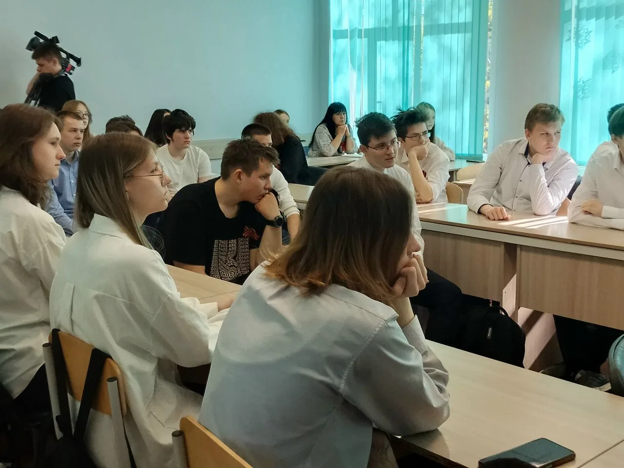 В МБОУ "Средняя общеобразовательная школа № 9 им. А.С. Пушкина" при поддержке Российско...