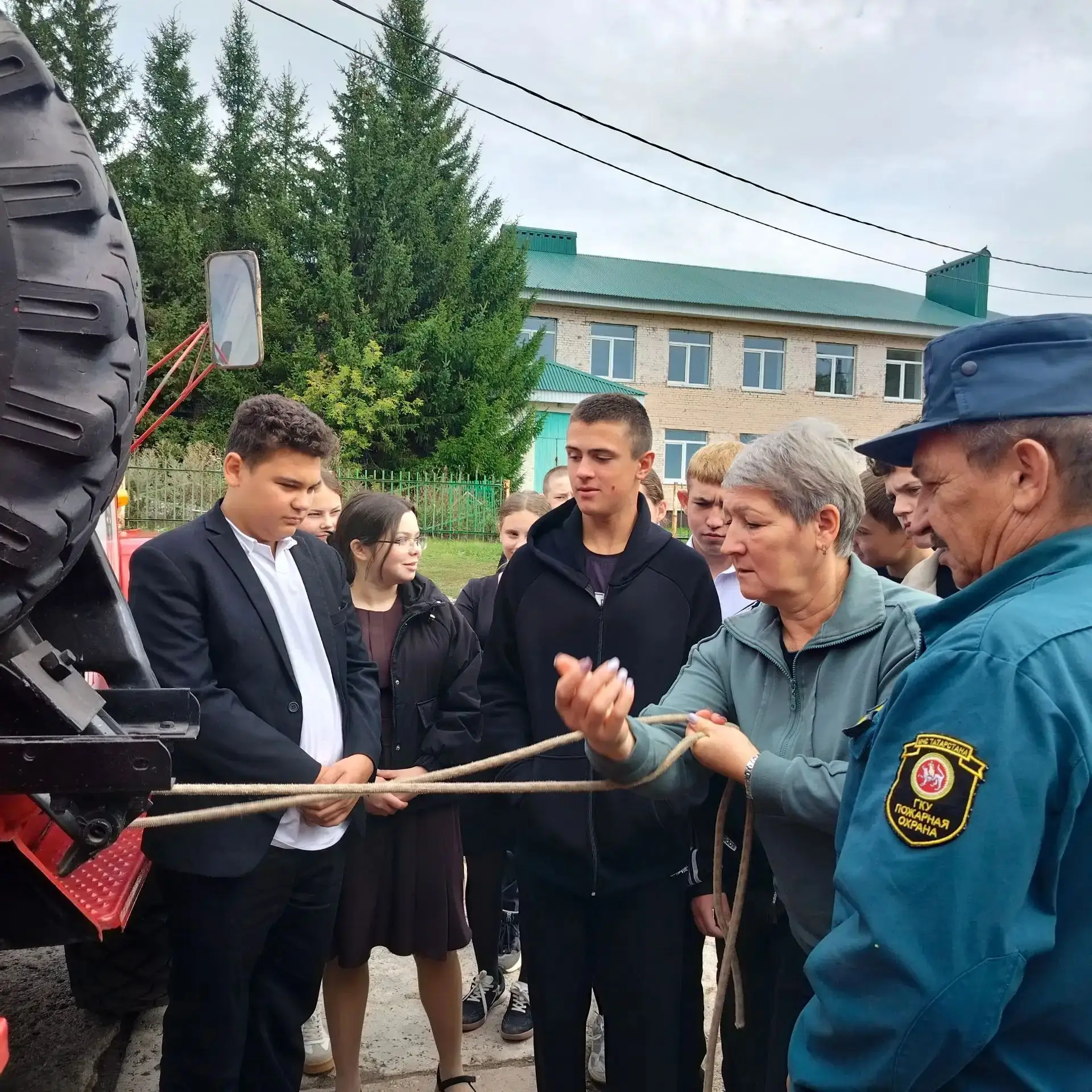 В МБОУ "Поповская СОШ" прошло практическое занятие по основам безопасности. Обучающиеся...