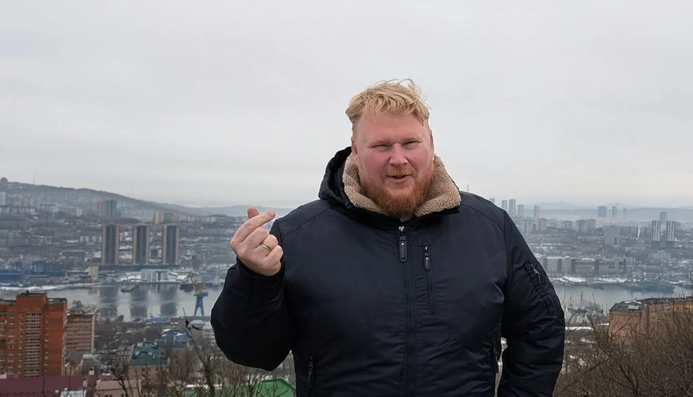 Сейчас происходит очень странная вещь, и, честно говоря, большинство людей ее вообще не осознают.

М