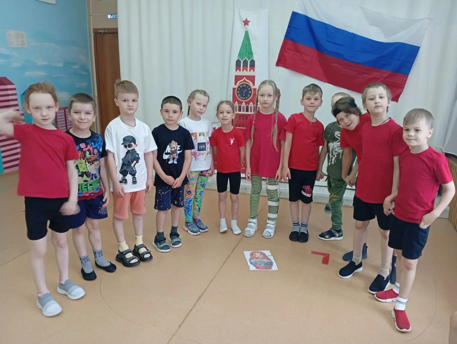 Эмоции от праздника ещё не утихли и мы решили продлить этот день,  главный праздник нашей страны - Д