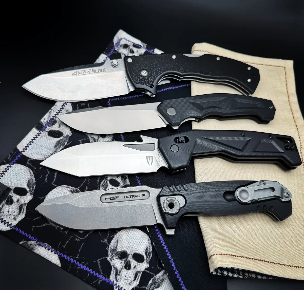 Мощные брутальные складни 🔥

•Cold Steel https://nozhiman.ru/knives-cold-steel
•TuoTown&Eagle Kn