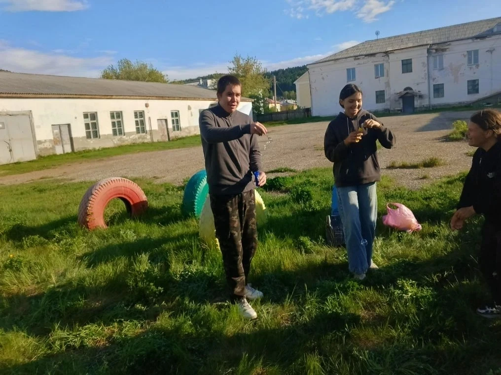 "Назад в детство"- незабываемый вечер прошёл сегодня в общежитии Каменского филиала. Это события, ко
