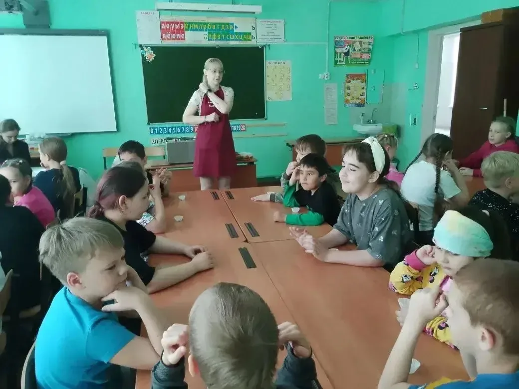 В школьном лагере прошел мастер- класс по изготовлению маффинов.