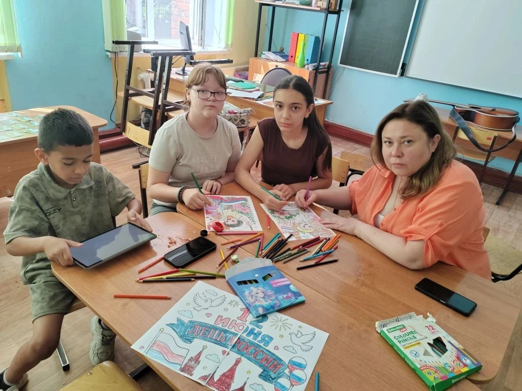 ✅ "Олимпиец" рисует Россию!