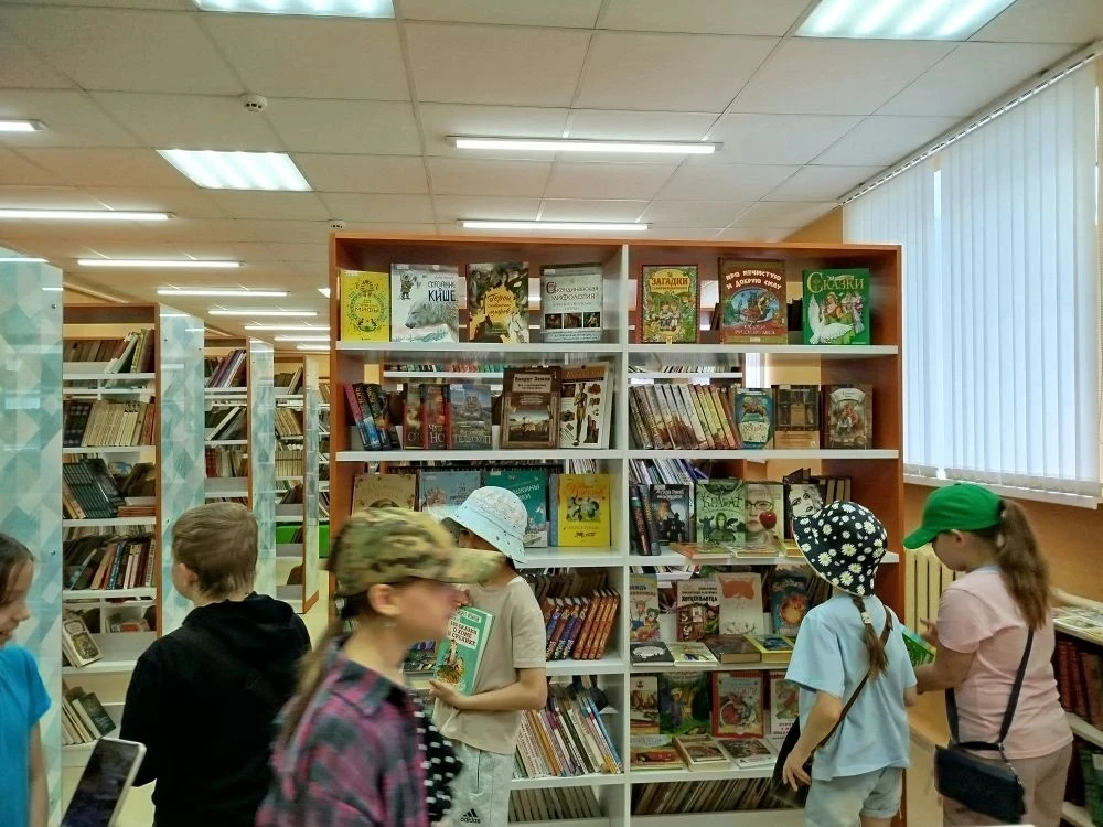 В рамках проведения и организации летнего отдыха, в модельной районной детской библиоте...