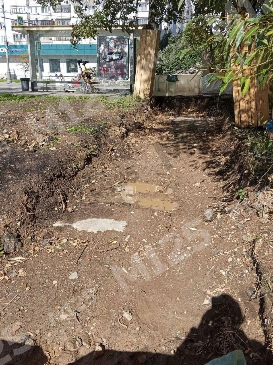 🛠 Благоустройство на Зарянова продолжается третий месяц. Фотографии прислала Светлана.