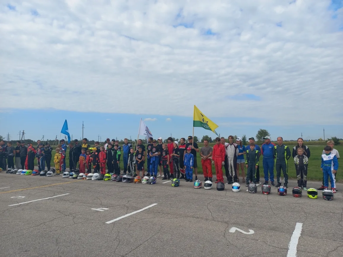«Темп» не сбавляет оборотов: золото в память об учителе🏁