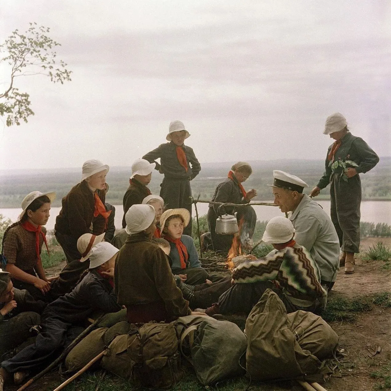 Поход с вожатым по местам боевой славы, 1950 - е.