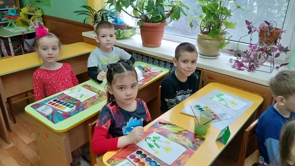 Носит одуванчик