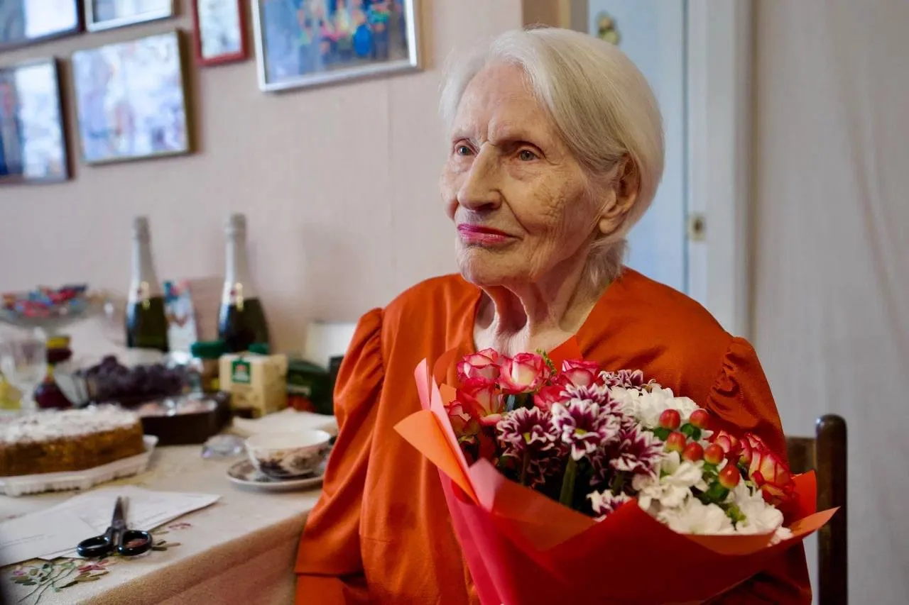 🥳Сегодня празднует 95-летний юбилей Любовь Ивановна Куракина