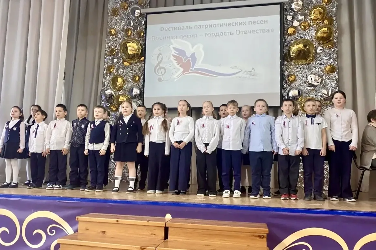 🎵26 февраля в нашей школе прошел замечательный праздник — фестиваль солдатской песни, в котором прин