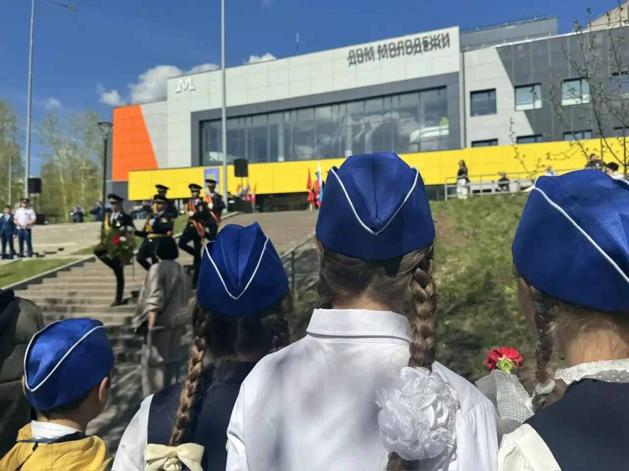Память о героях: гимназисты почтили память защитников Родины  В рамках патриотических мероприятий уч