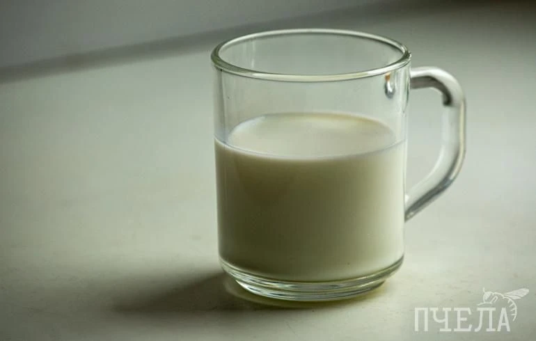 🥛 Молоко не обязательно исключать из рациона — для большинства людей оно может быть ис...