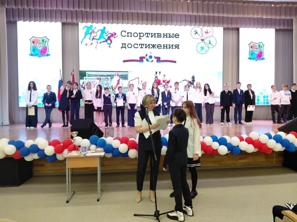 Самая длинная четверть года позади, и она была по-настоящему насыщенной!   🧑‍🎓Наши ученики из 5–7-х 