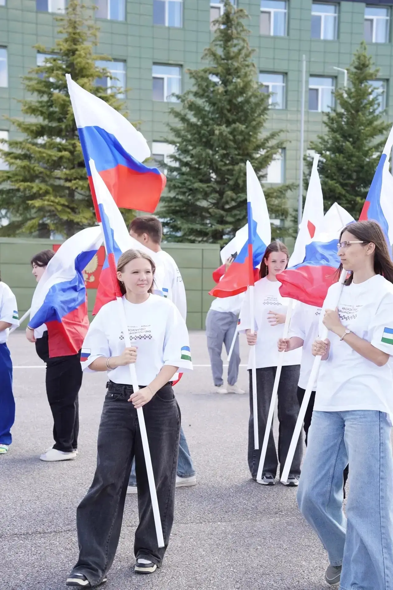 В Парке «Патриот» собралось около 300 неравнодушных людей: волонтёров, руководителей штабов, активис