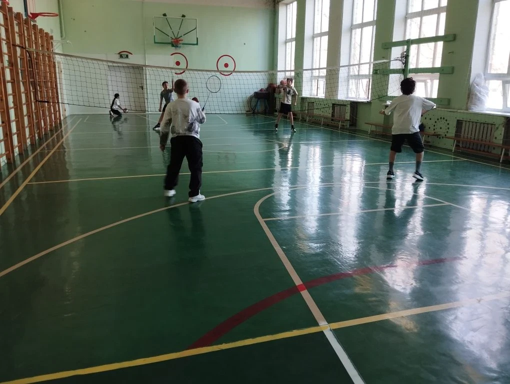 ✨ Каникулы — самое увлекательное время в учебном году! ✨  Наши лицеисты точно это знают! 🎒 В эту кан