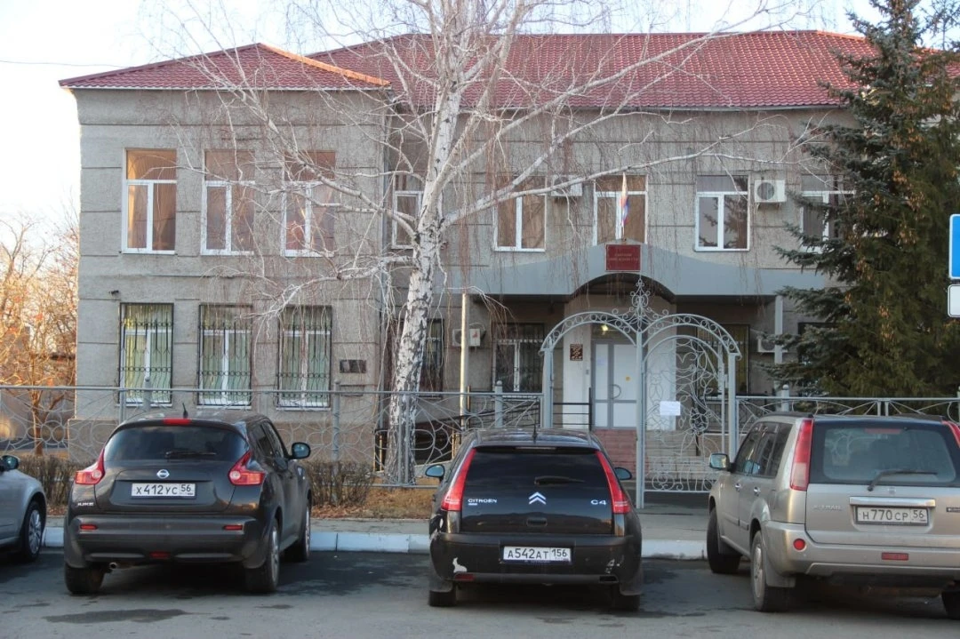 В Гае объявили в розыск мужчину, который задолжал собственному сыну более 1,5 млн рублей.  Гайчанин 
