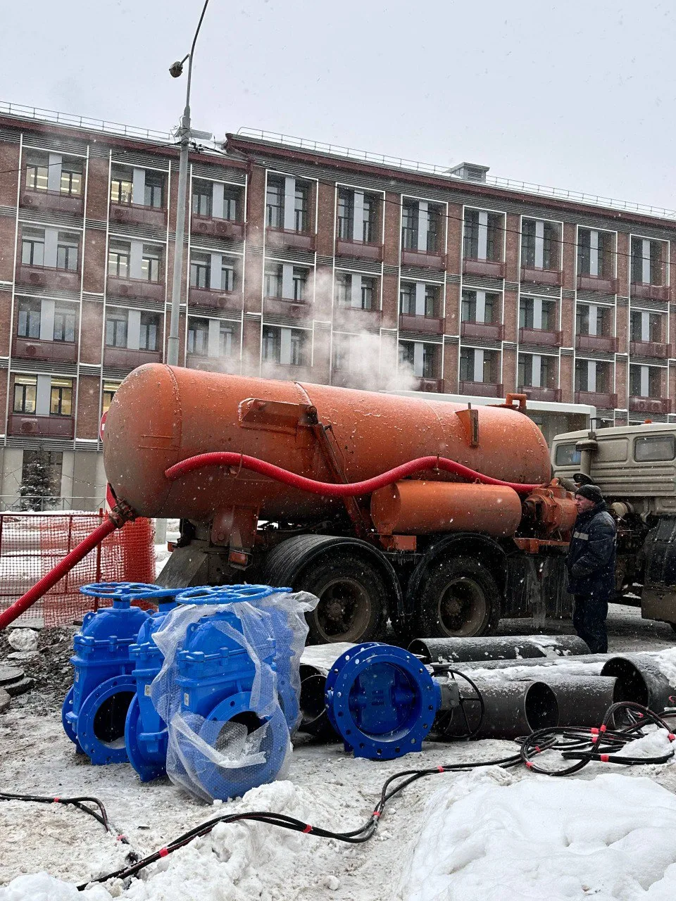 🔹Во время планового отключения водоснабжения в Ново-Савиновском районе повысили качество и надежност