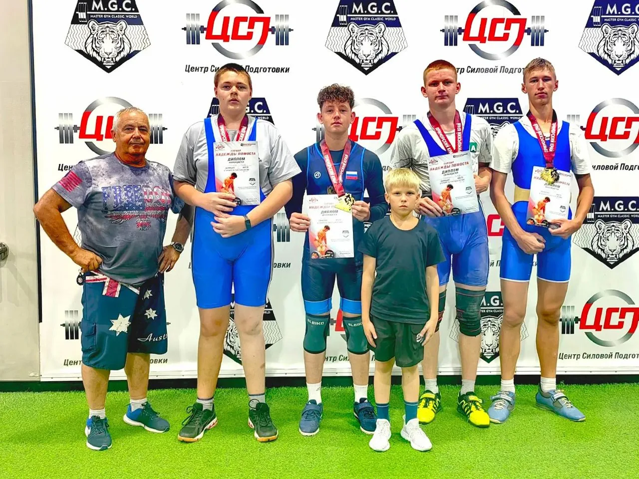 🏋 Наши тяжелоатлеты из клуба «Атлет», под руководством Сидоренко Сергея Степановича, у...