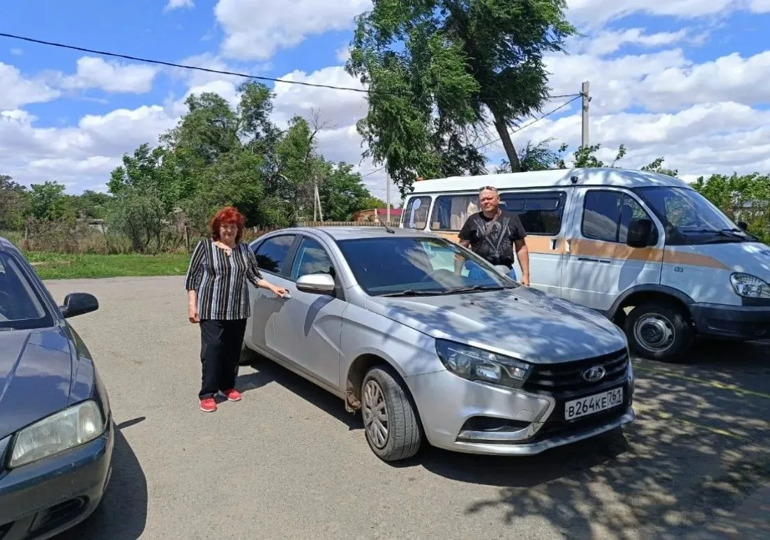 Социальное такси легковым автомобилем