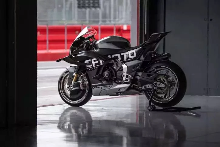 Новый рекорд скорости: CFMoto V4 SR-RR — 315 км/ч

Китайская компания CFMoto вновь поразила обществе