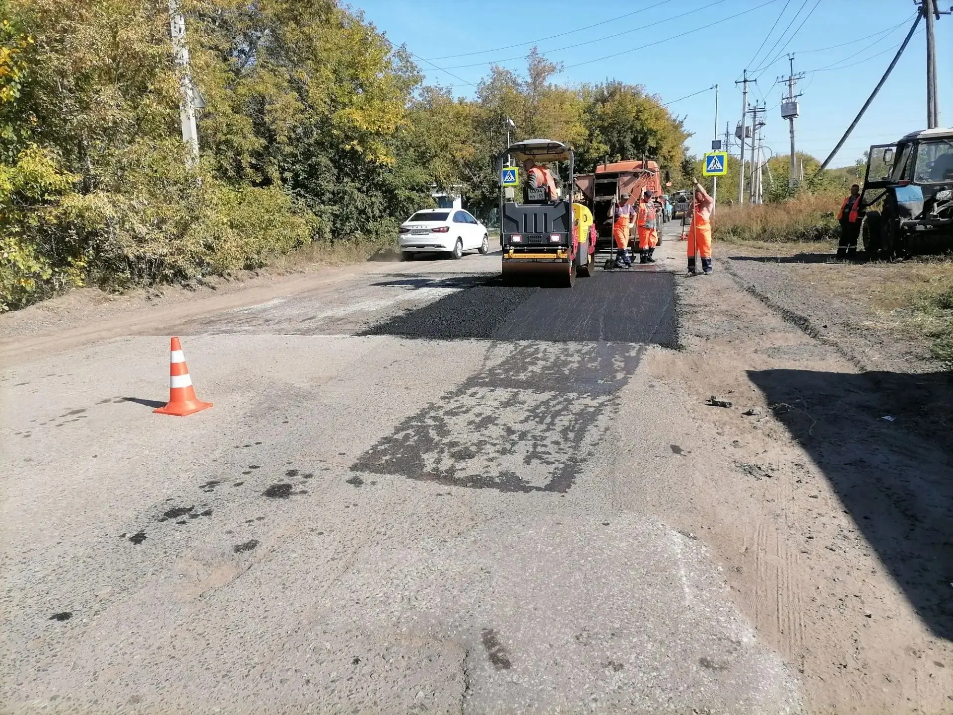 🚧👷‍♂️В Омске продолжается сезон дорожно-ремонтных работ со спецтехникой VEKTOR!
