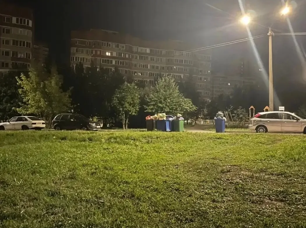 📍 Проблемы с вывозом мусора на Барских прудах