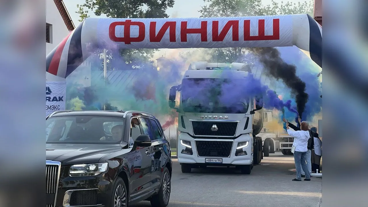 В Москве завершился масштабный автопробег «Водители России – Герои Страны»

🔹На территории Музея Га