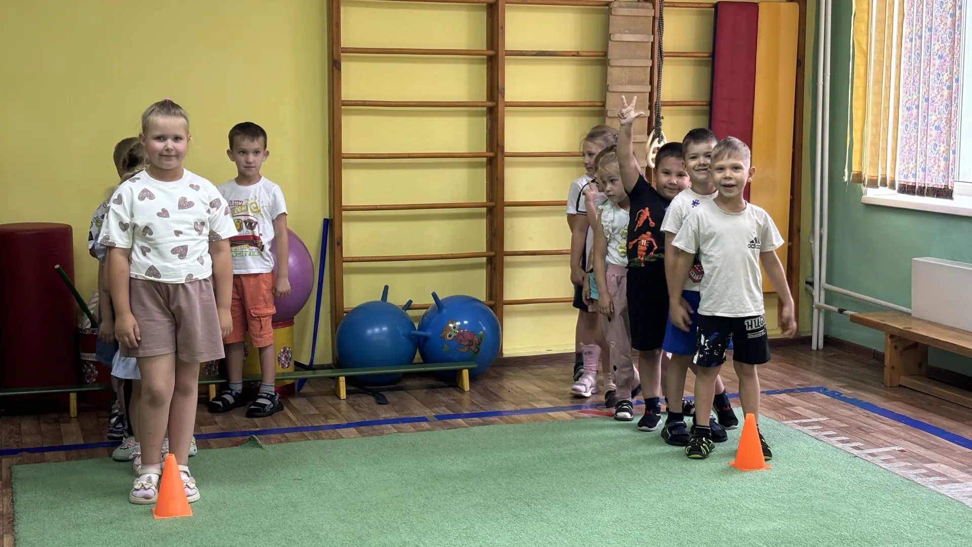 🏀 Сегодня в нашем детском саду прошёл День мяча!

Ребята с удовольствием участвовали в весёлых эста