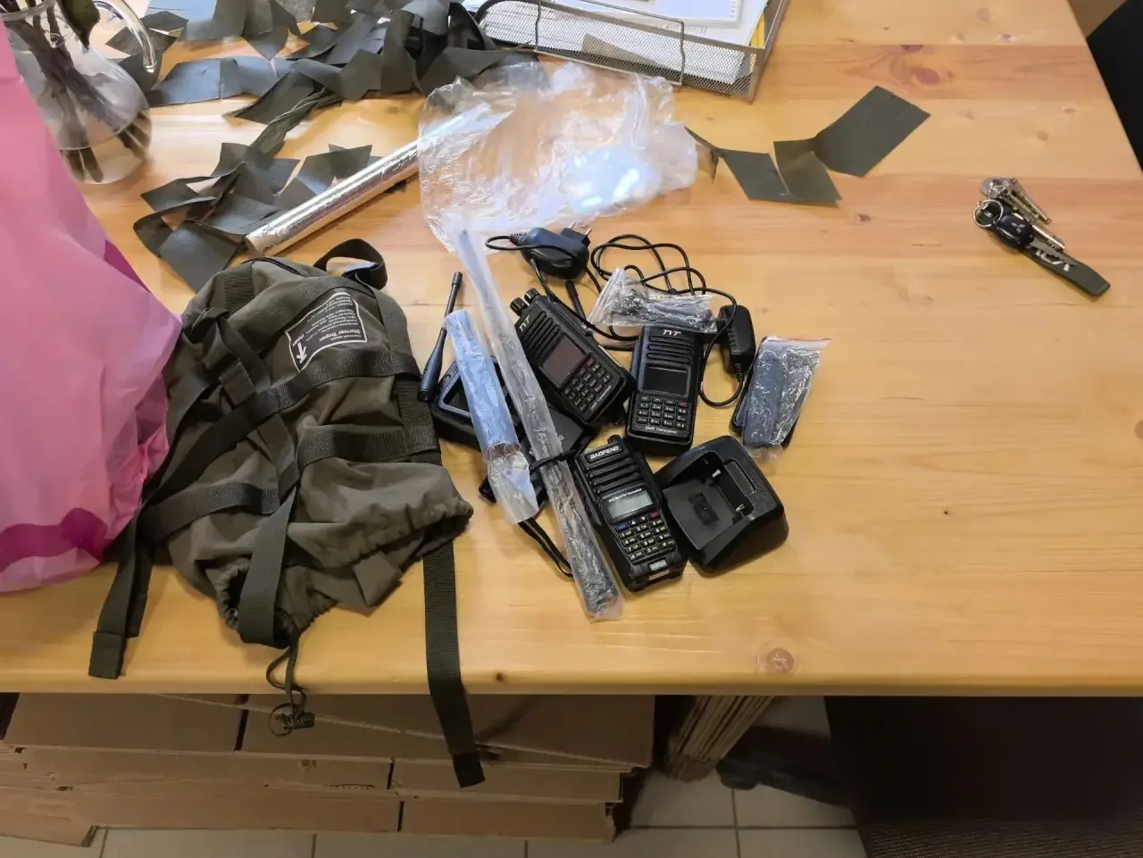 От всей души благодарим наших добрых помощников за переданные радиостанции, дополнитель...