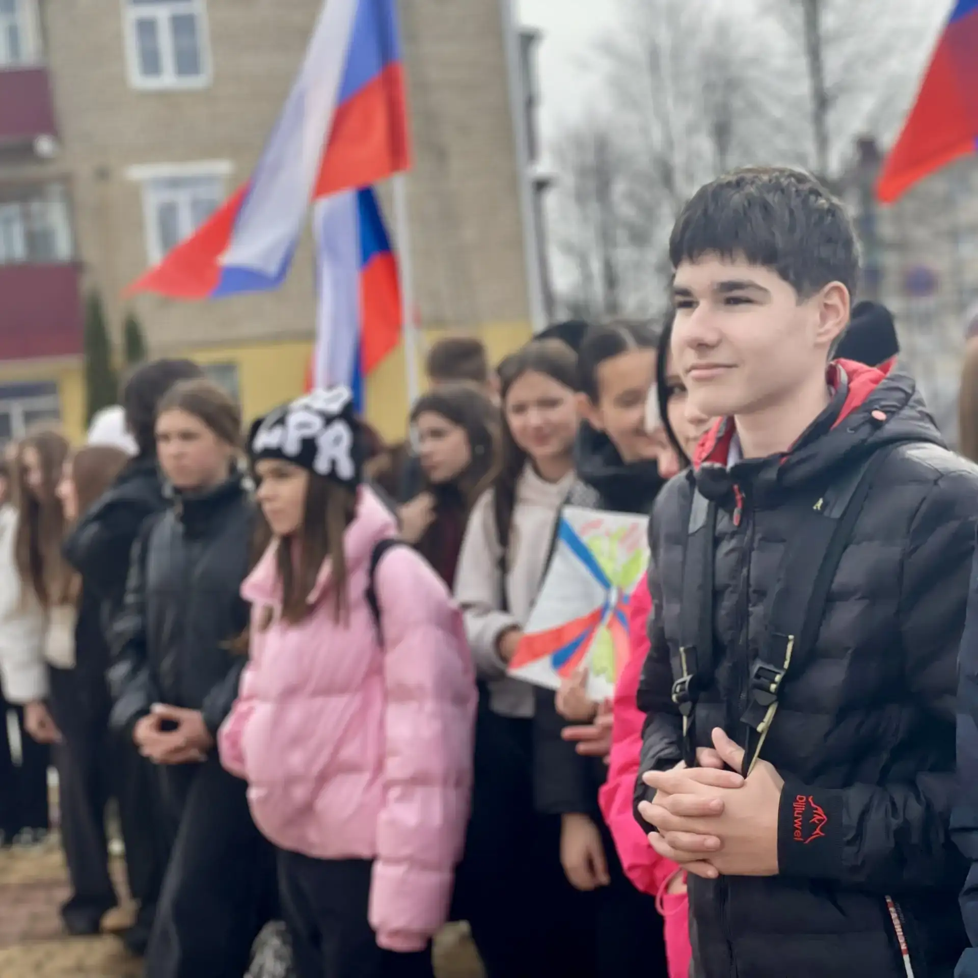 🌸 "Крымская весна — вместе навсегда!" — под таким девизом в Данкове прошла патриотическая акция, пос