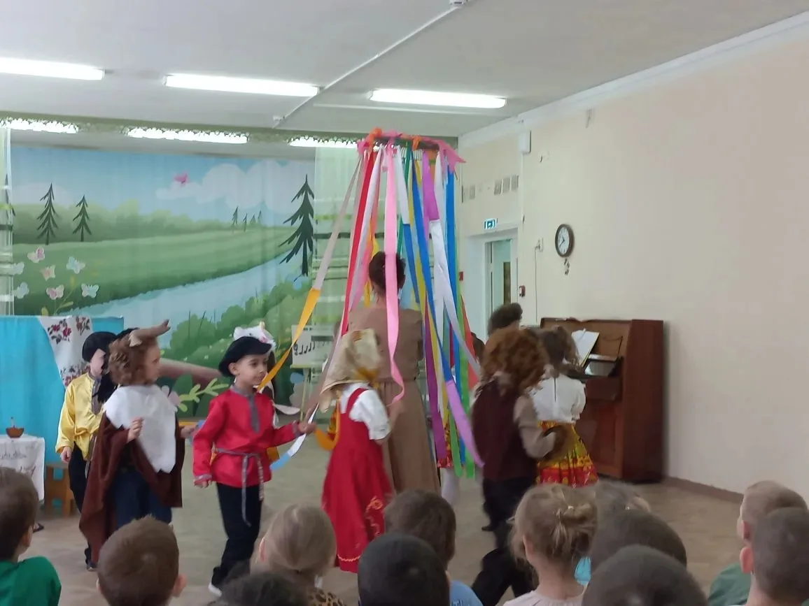 Наши ребята в гостях у сказки!